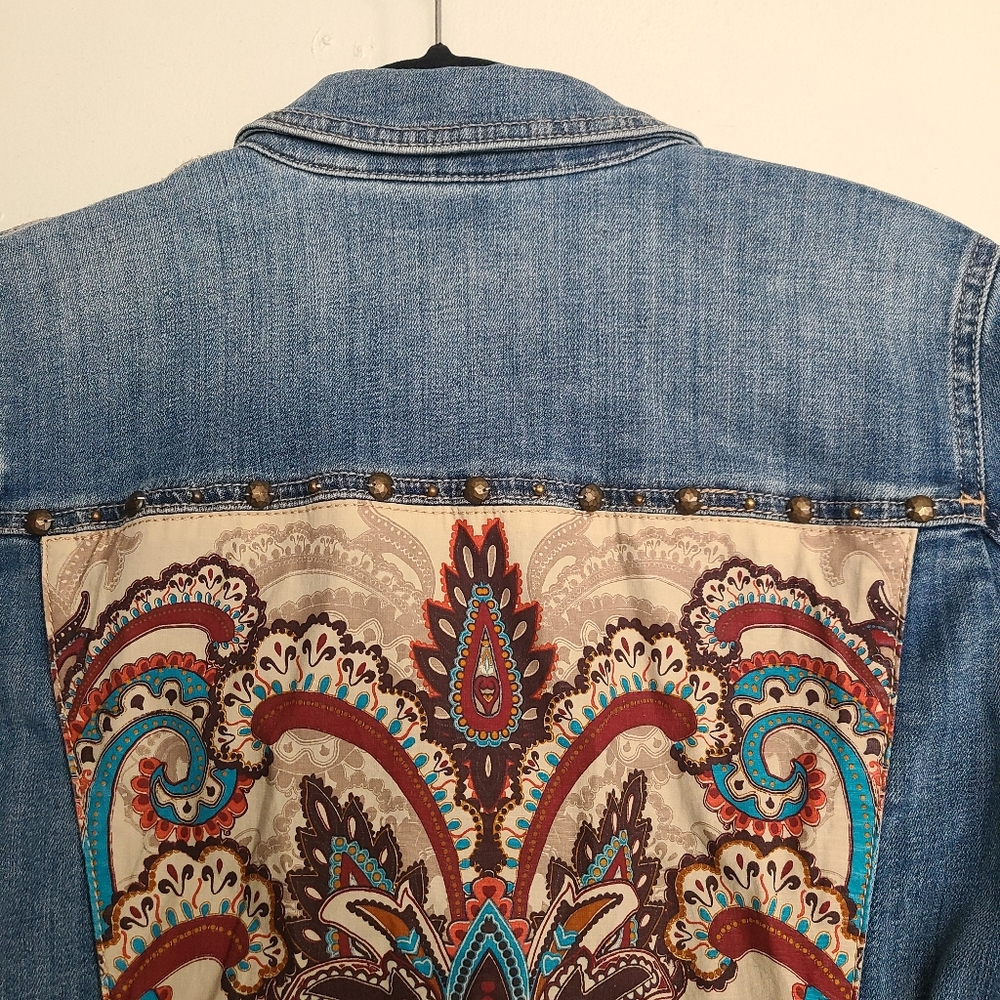 Chico's  DENIM Women's Blue Paisley Studded Western Stretch Jacket  1P (10-12MP)